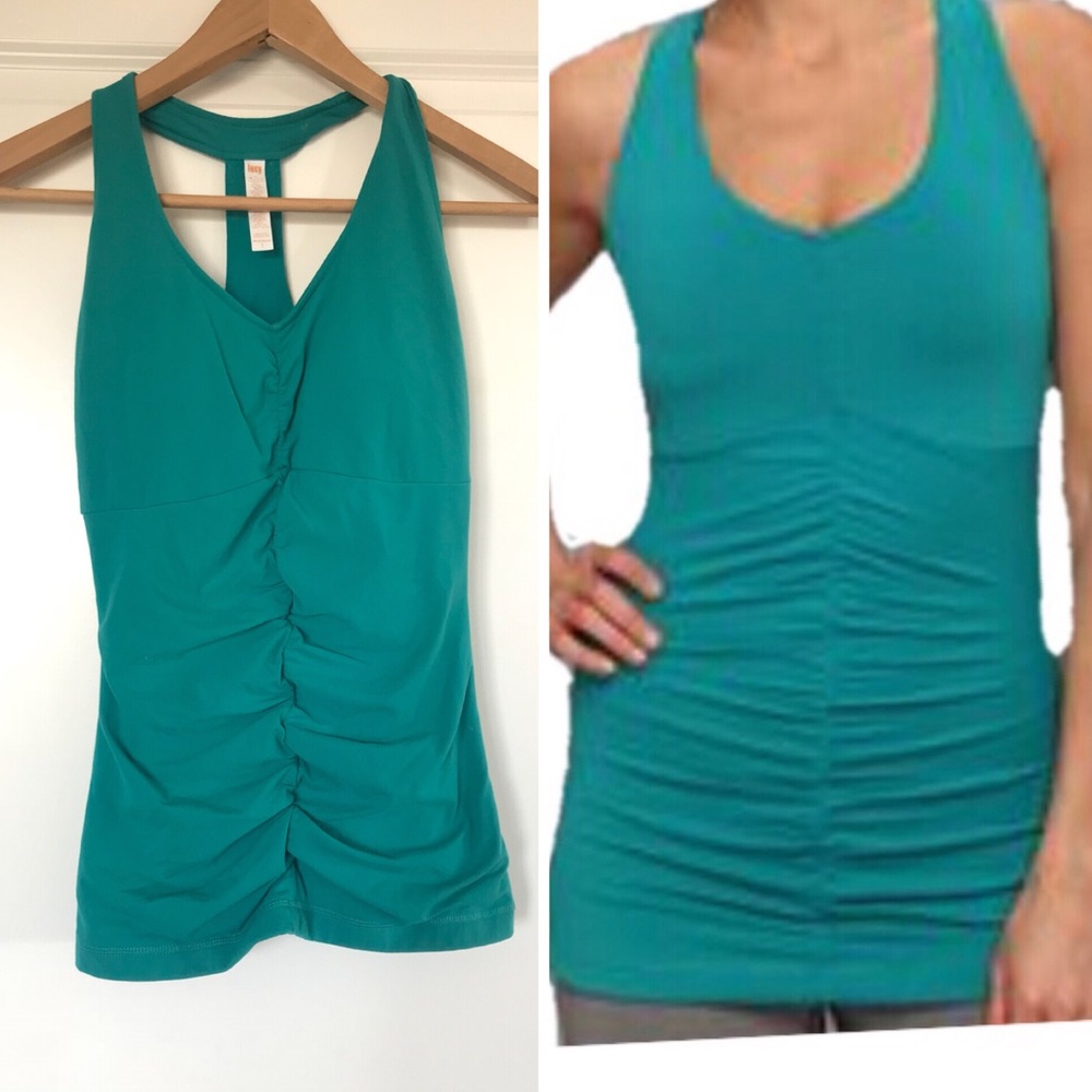 Lucy “perfect core” halter workout tank size small